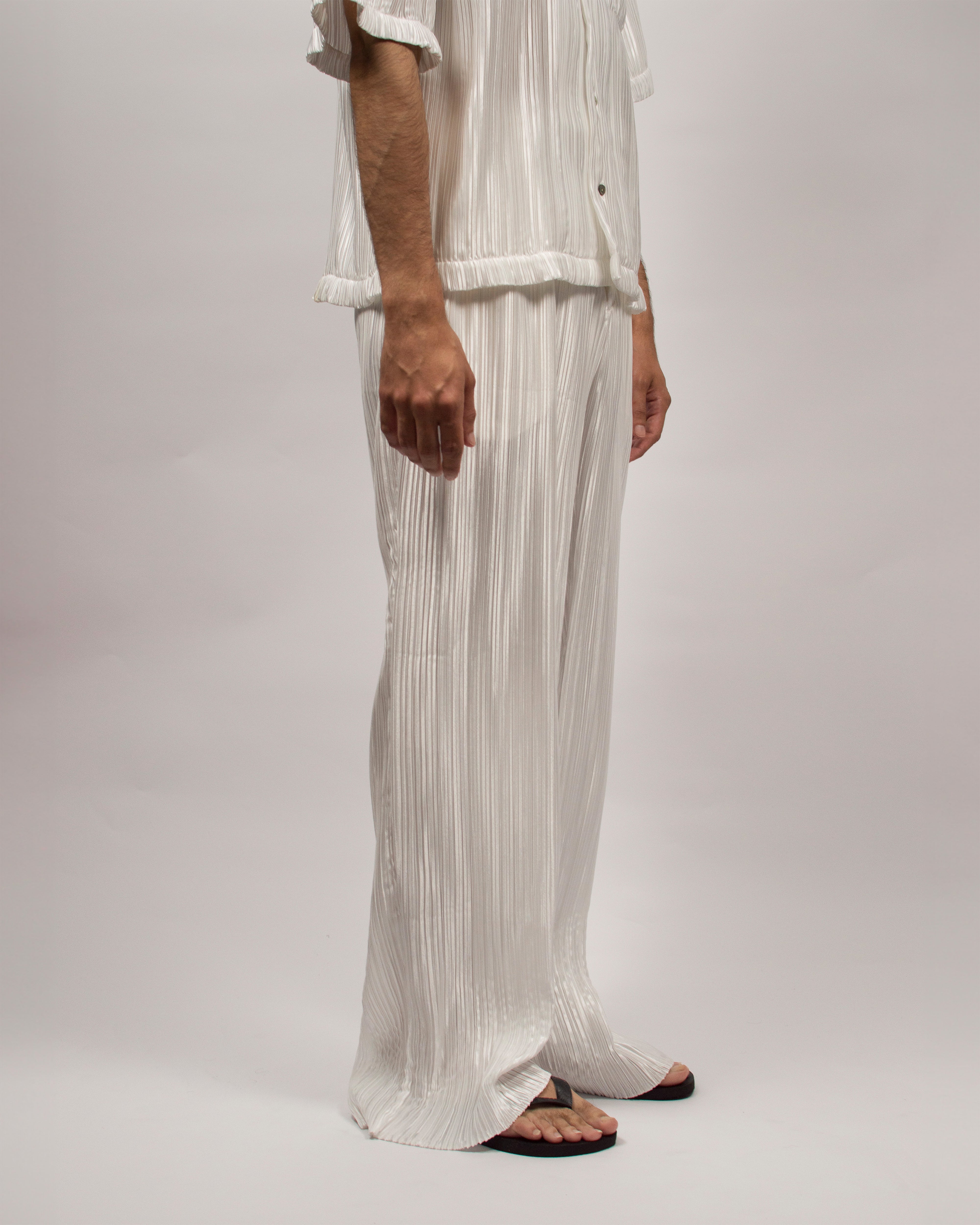 Islander Pants in Pleated Satin - Pearl White