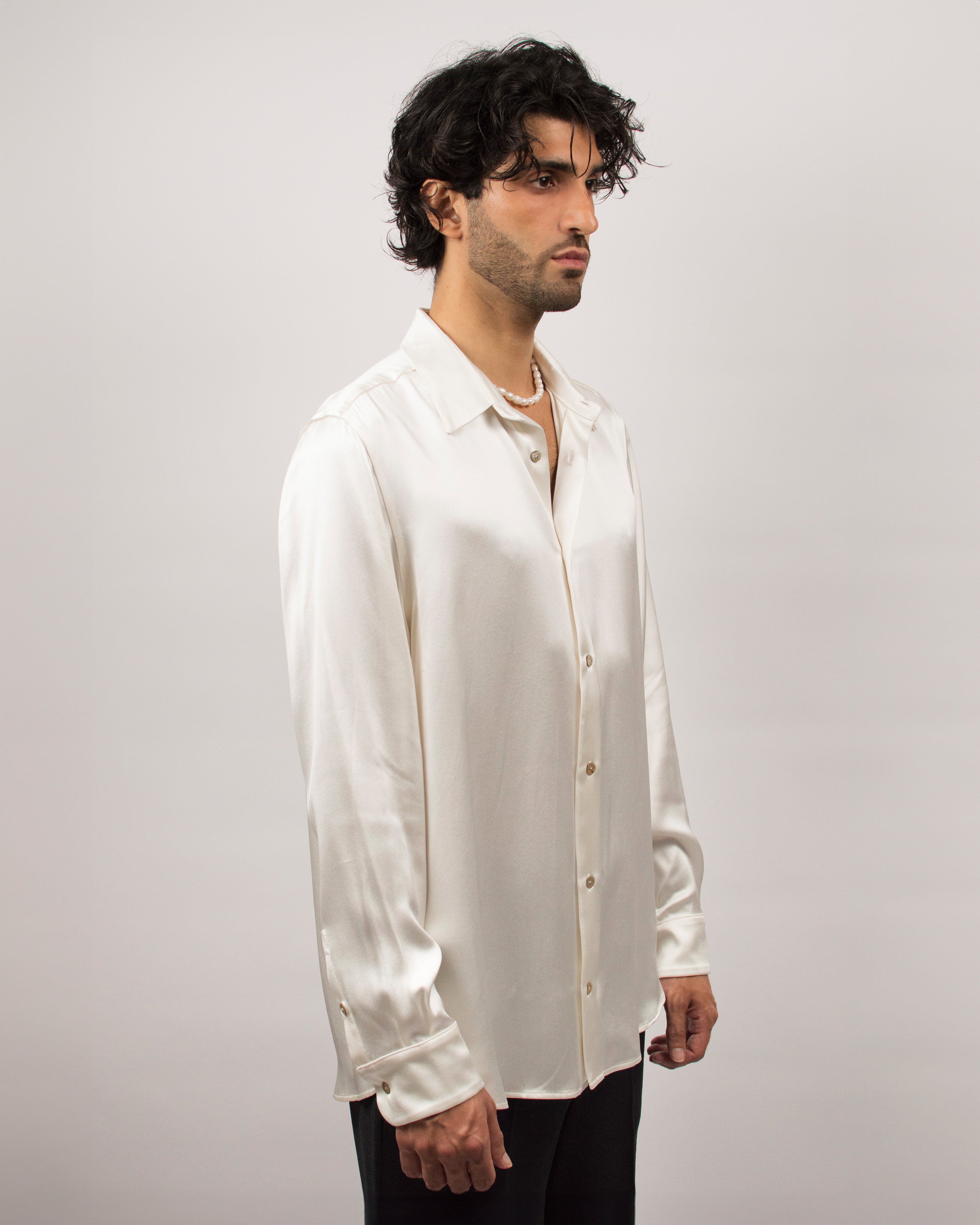 City Shirt in Silk Satin - Coconut White