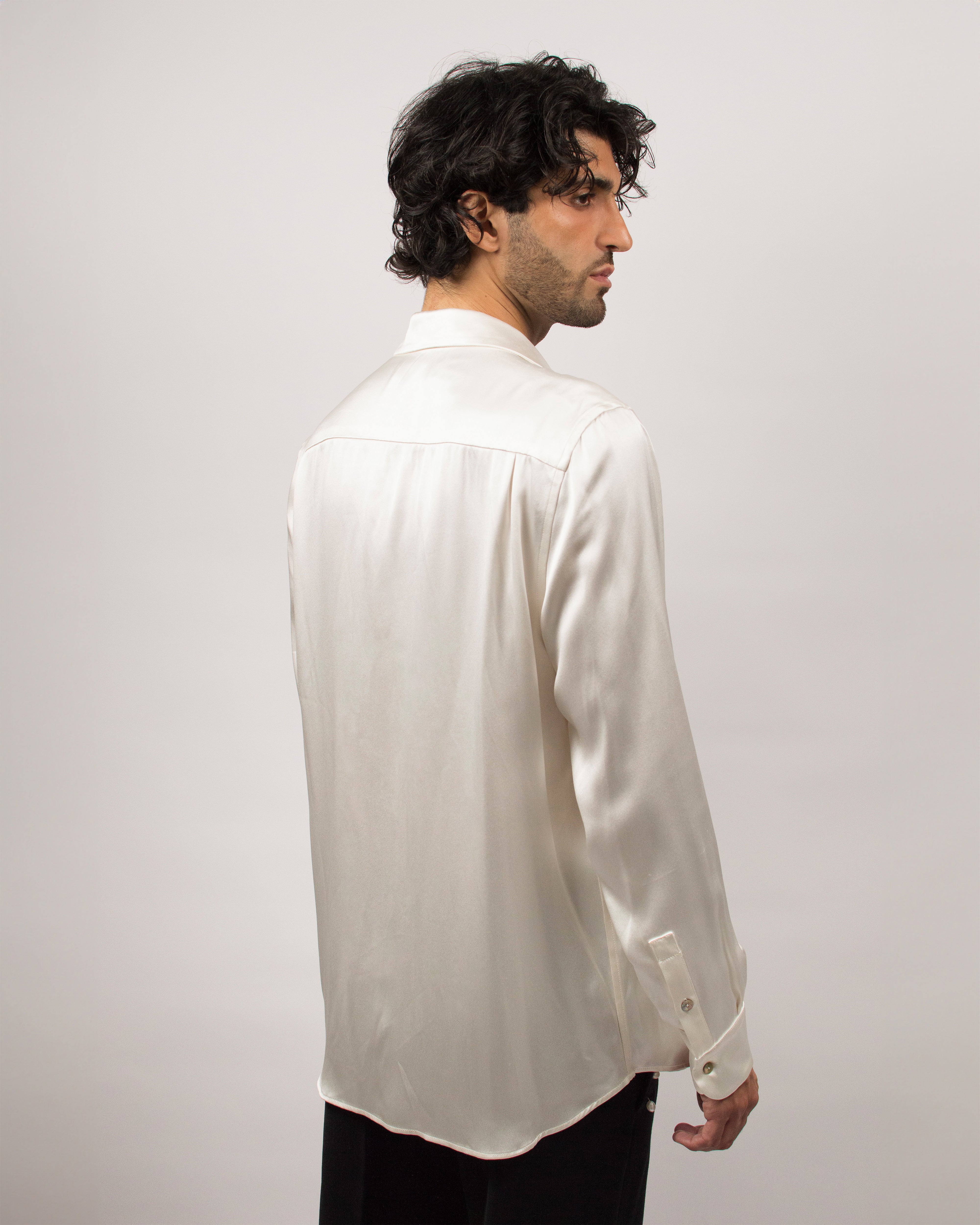 City Shirt in Silk Satin - Coconut White