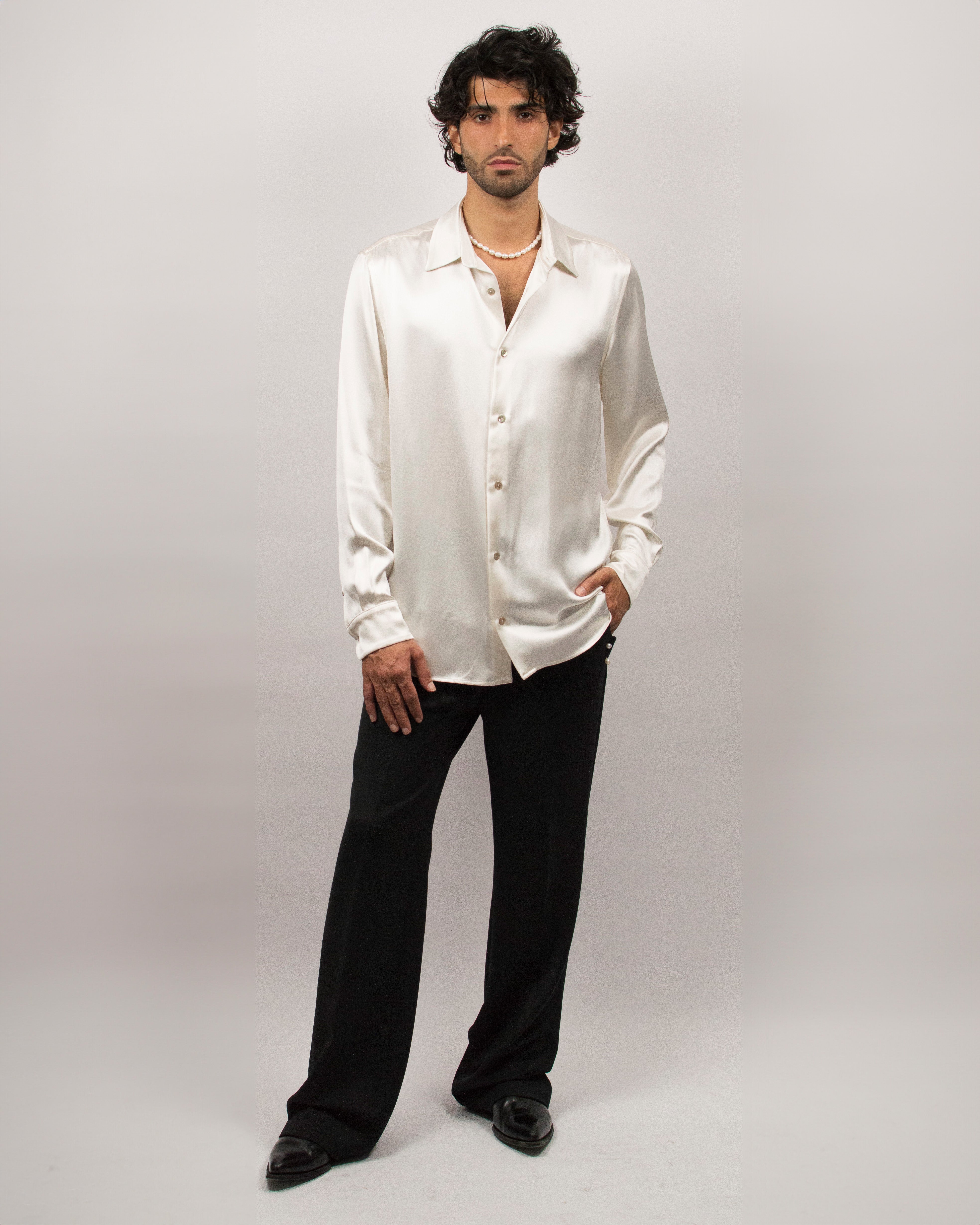 City Shirt in Silk Satin - Coconut White