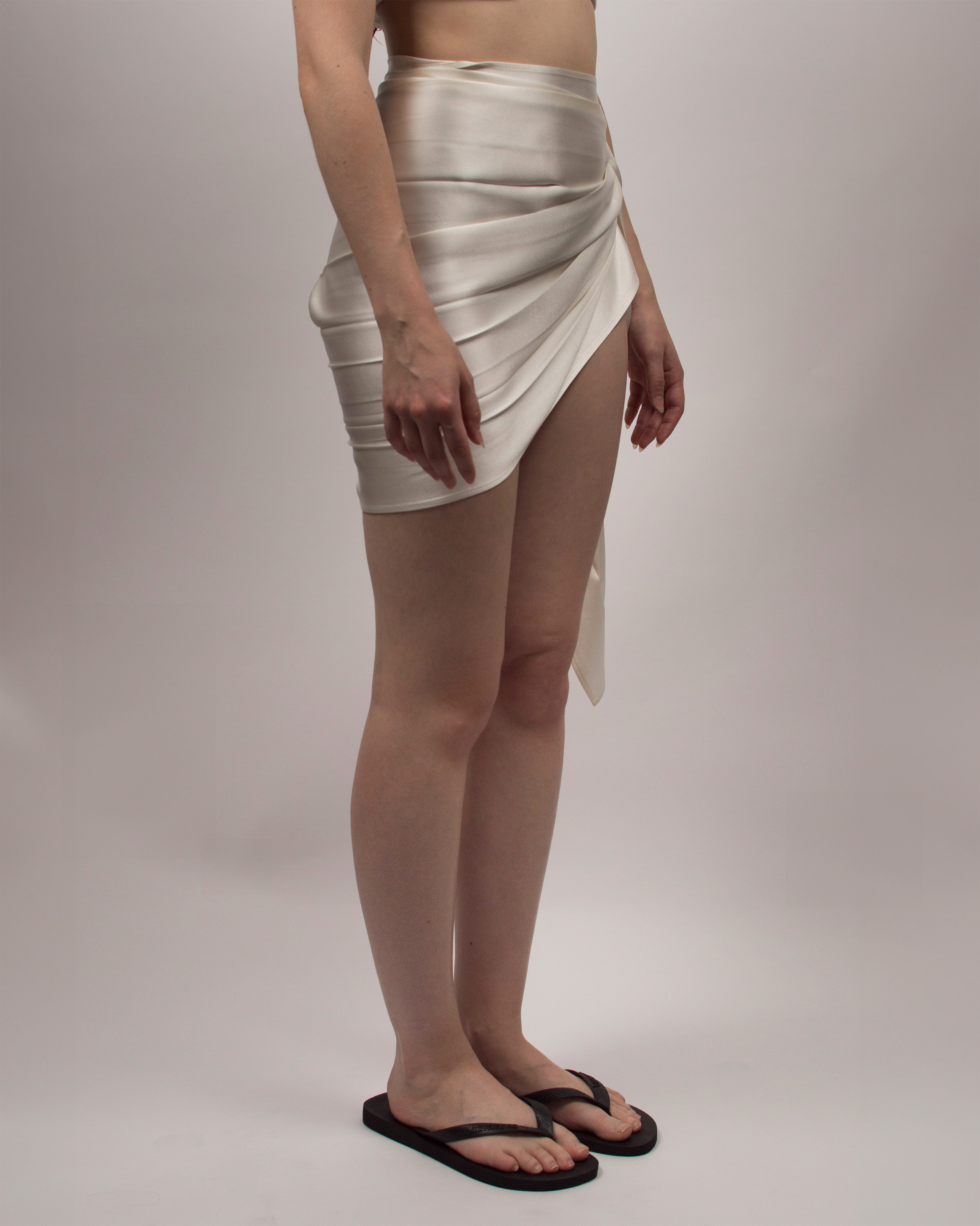 Cummerbund Skirt in Silk Satin - Coconut White